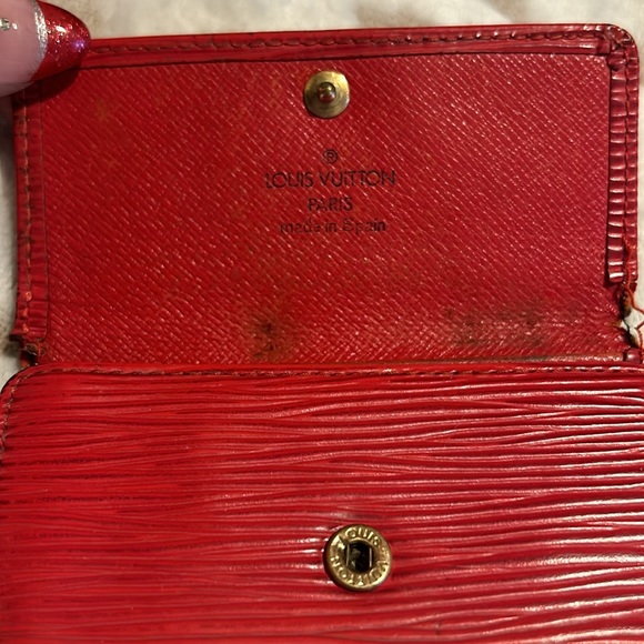 Authentic Louis Vuitton Red Epi Leather Key Holder - Picture 5 of 12